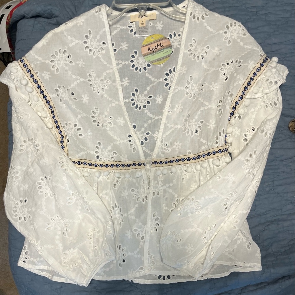 NWT Small Kyemi lace top with pom pom accents